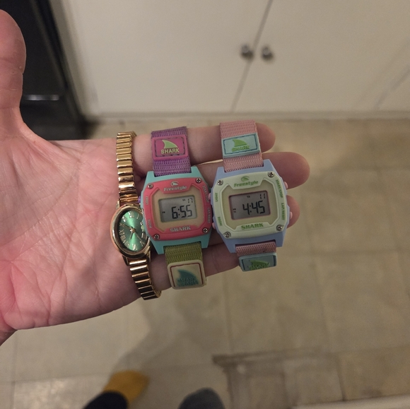 Watch Bundle - Picture 1 of 6